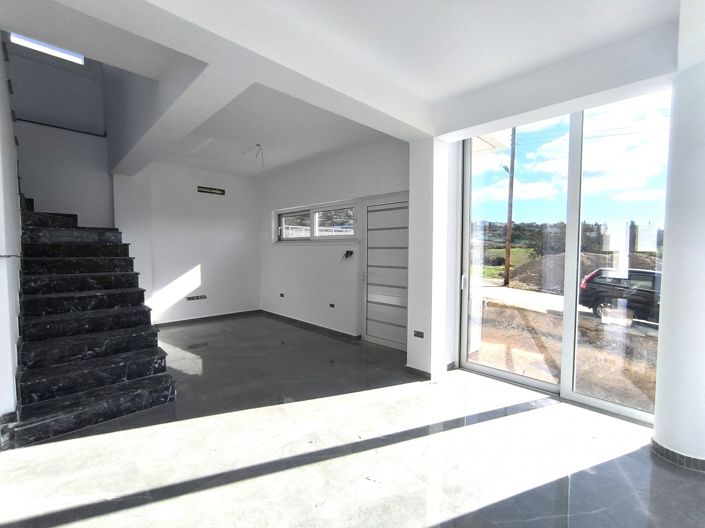 Image No.4-3 Bed Villa for sale