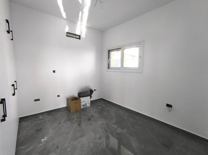 Image No.8-3 Bed Villa for sale