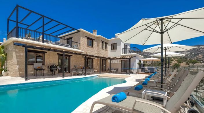 Image No.1-5 Bed Villa for sale