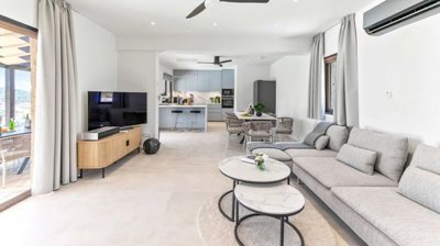 Detached Villa For Sale  in  Peyia