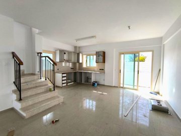 Detached Villa For Sale  in  Emba