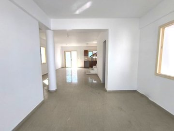 Detached Villa For Sale  in  Emba