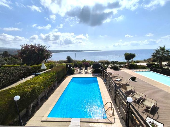 Image No.1-2 Bed Townhouse for sale