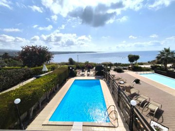 Town House For Sale  in  Peyia - Coral Bay