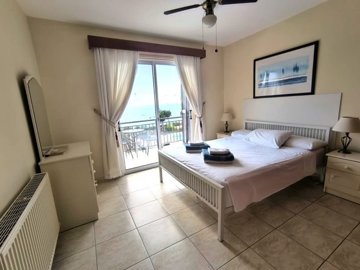 Town House For Sale  in  Peyia - Coral Bay