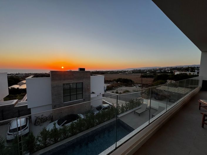 Image No.14-3 Bed Villa for sale