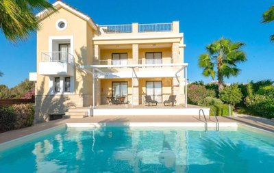 Detached Villa For Sale  in  Kouklia - Secret Valley