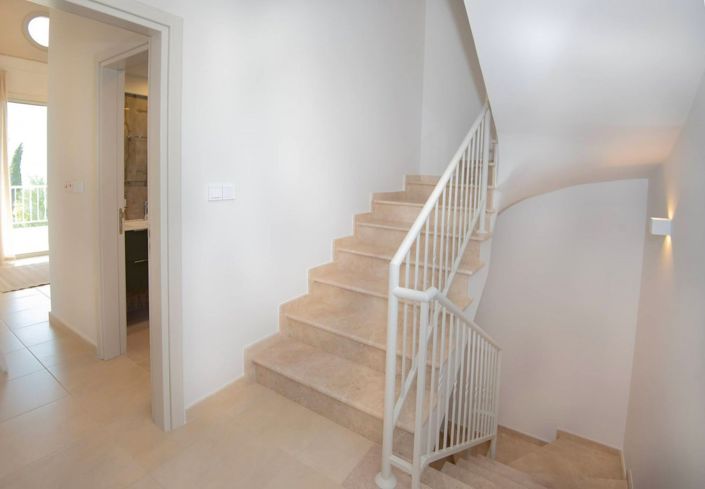 Image No.11-4 Bed Villa for sale