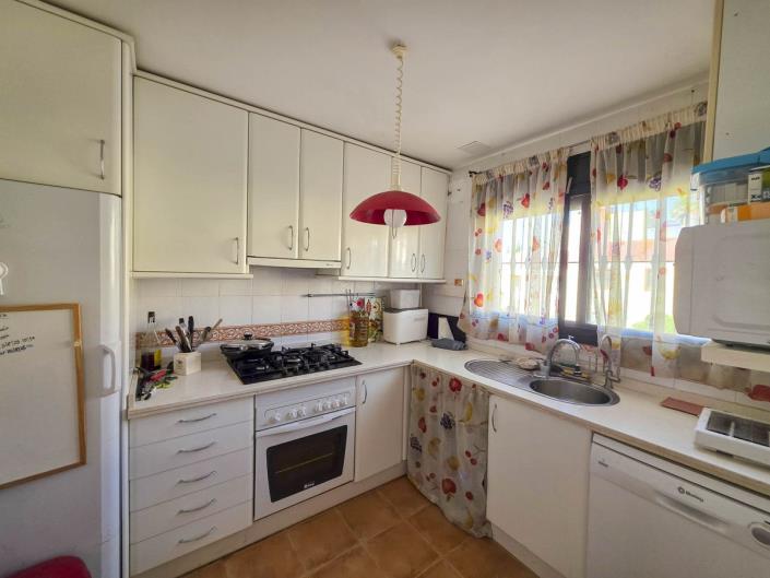 Image No.5-3 Bed Townhouse for sale