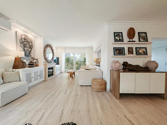 Image No.1-3 Bed Semi-Detached for sale