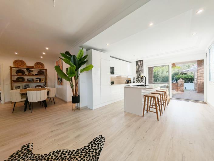 Image No.4-3 Bed Semi-Detached for sale