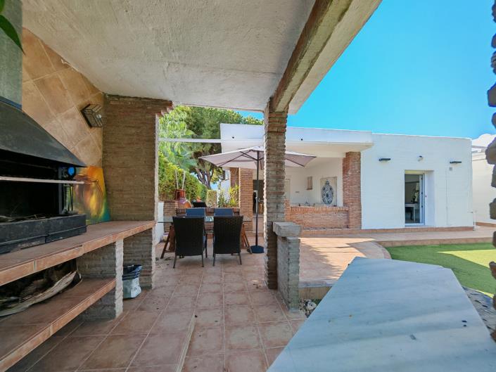 Image No.21-3 Bed Semi-Detached for sale