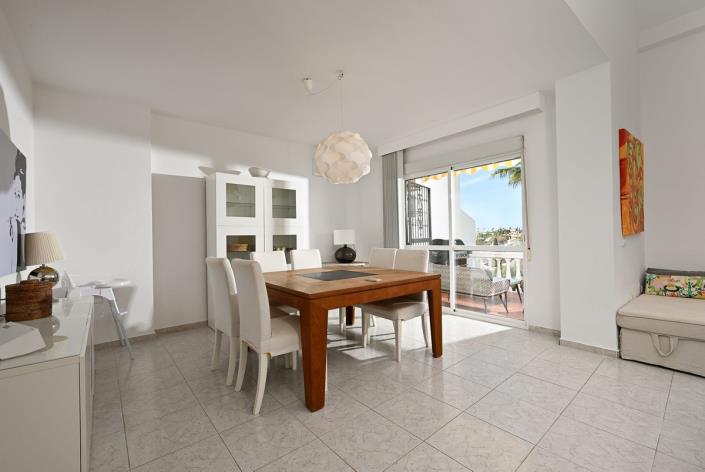 Image No.5-4 Bed Townhouse for sale