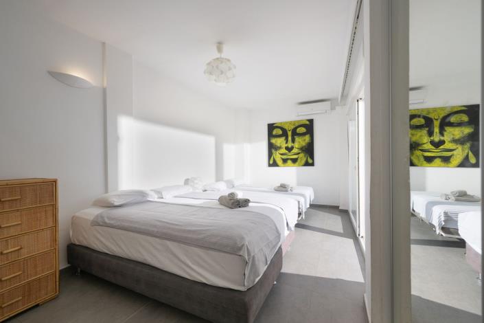 Image No.9-4 Bed Townhouse for sale