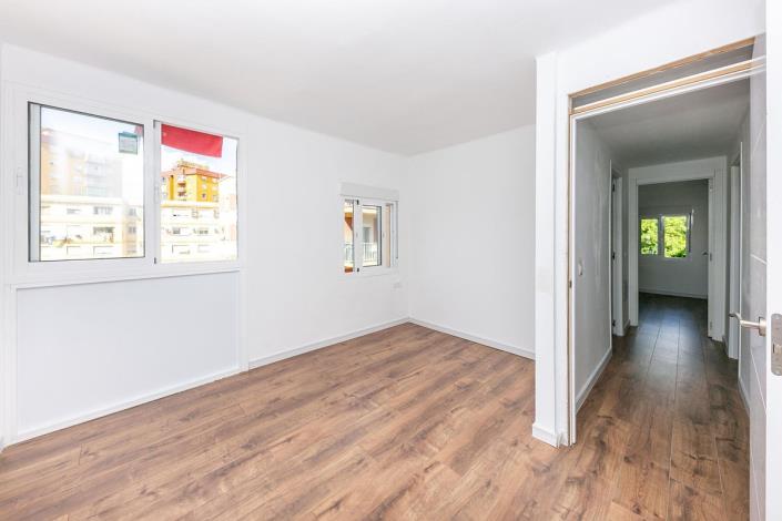 Image No.12-3 Bed Apartment for sale