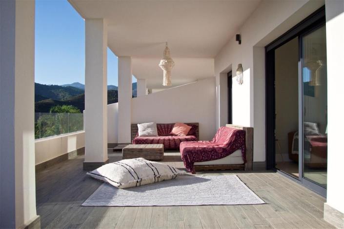 Image No.1-2 Bed Apartment for sale