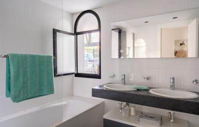 26-c684a62c9f160a1f90904dd925da0645