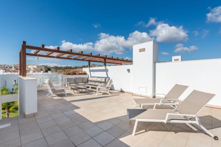 Image No.12-3 Bed Townhouse for sale