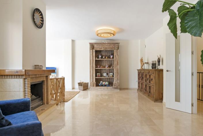 Image No.11-4 Bed Villa / Detached for sale