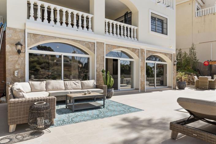 Image No.23-4 Bed Villa / Detached for sale