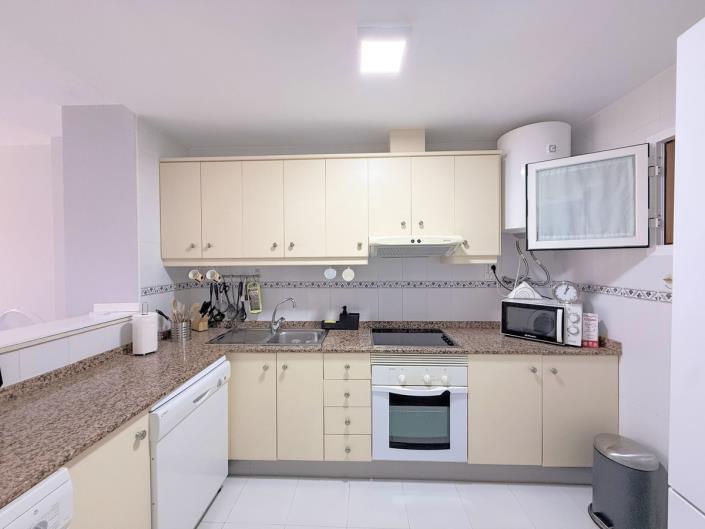 Image No.4-2 Bed Apartment for sale