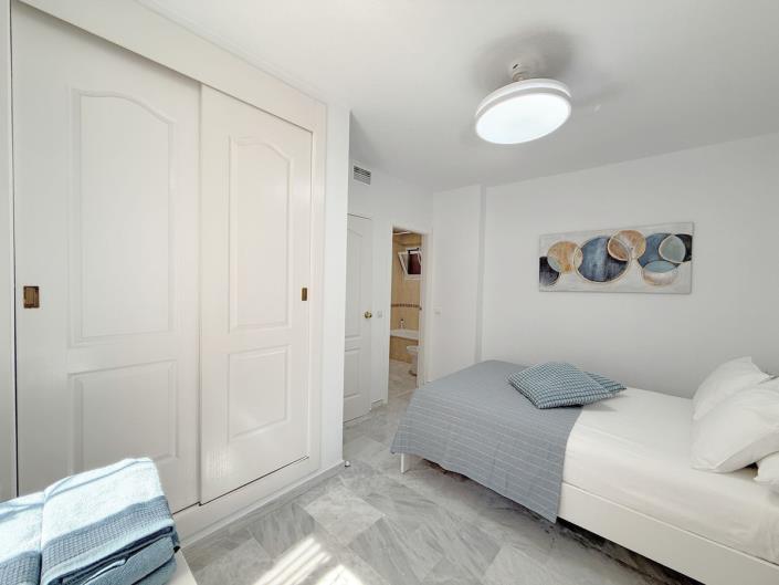 Image No.7-2 Bed Apartment for sale