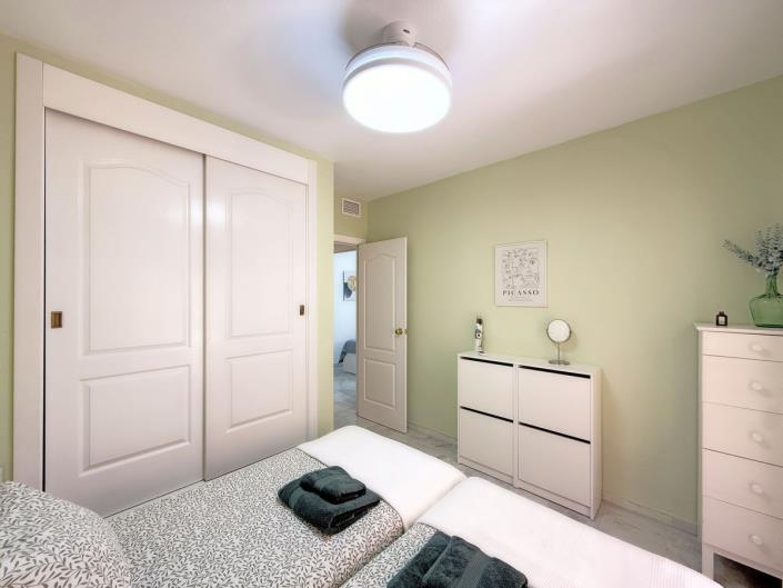 Image No.10-2 Bed Apartment for sale