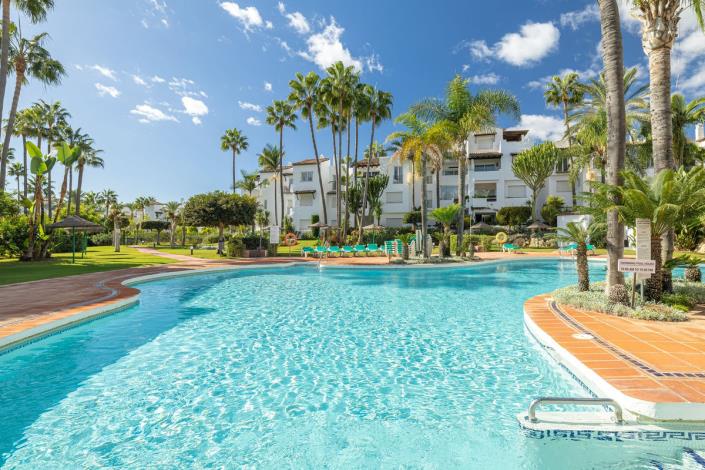 Image No.1-3 Bed Penthouse for sale