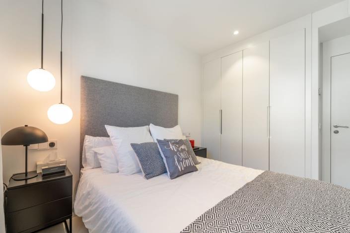 Image No.10-3 Bed Apartment for sale