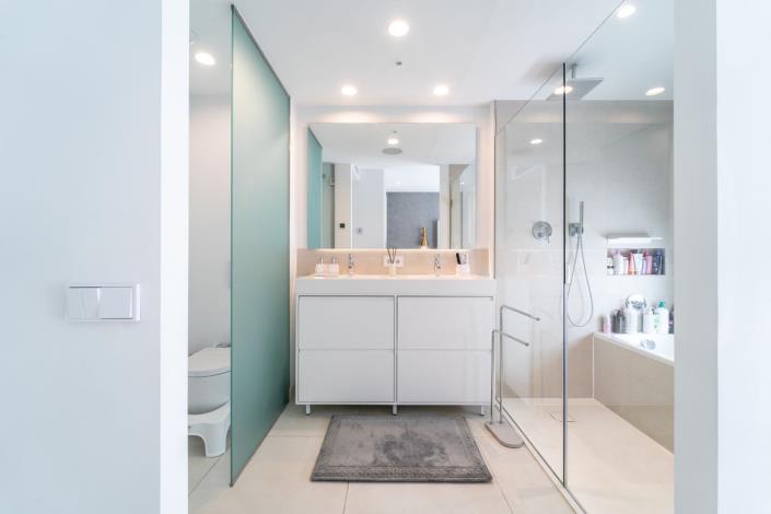 Image No.15-3 Bed Apartment for sale