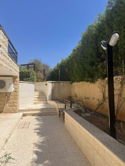 Image No.5-4 Bed House/Villa for sale