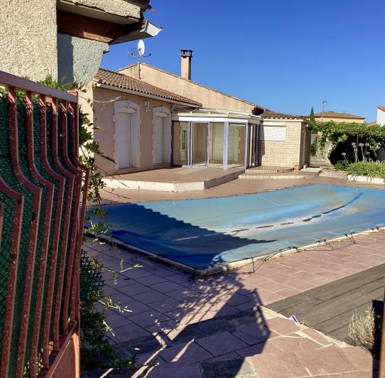 Image No.2-4 Bed House for sale