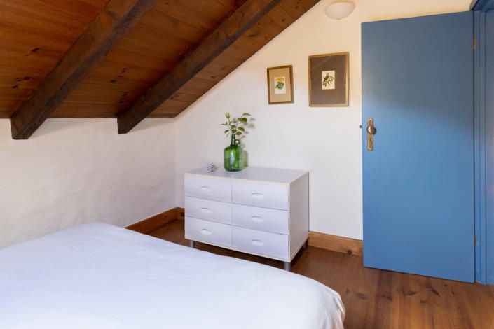 Image No.11-2 Bed House for sale