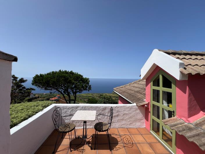 Image No.13-2 Bed House for sale