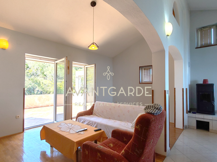 Image No.16-2 Bed House for sale