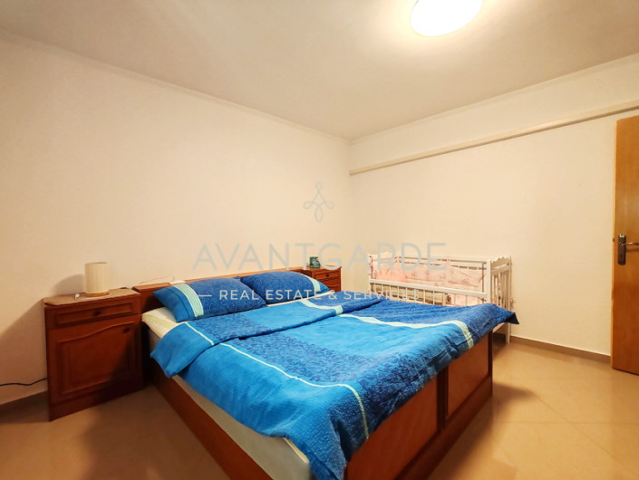 Image No.19-5 Bed House for sale