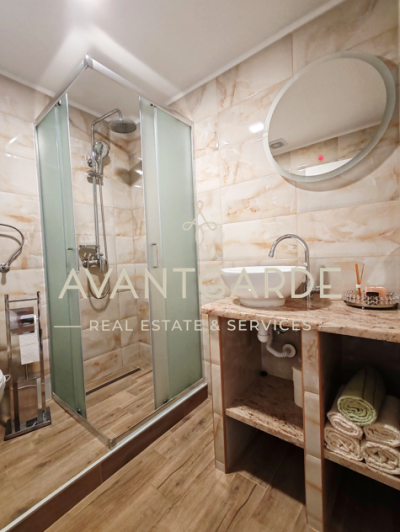 Image No.36-5 Bed House for sale