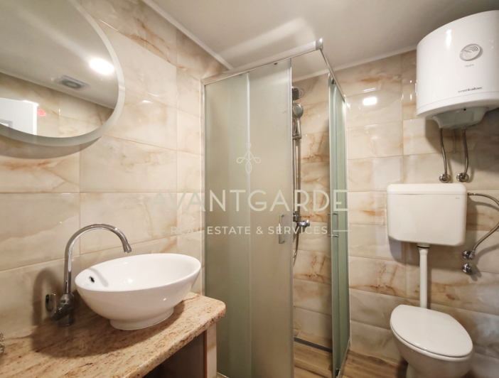 Image No.44-5 Bed House for sale