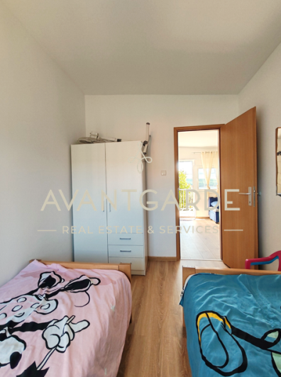 Image No.17-5 Bed House for sale