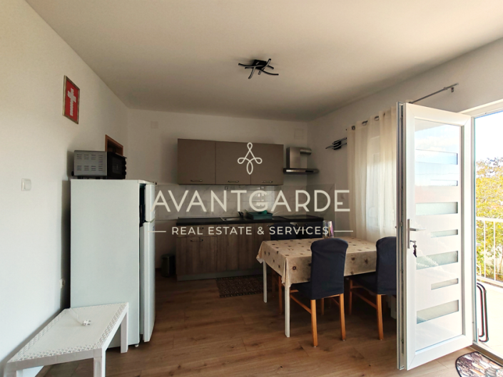 Image No.20-5 Bed House for sale