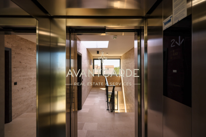 Image No.8-3 Bed Apartment for sale