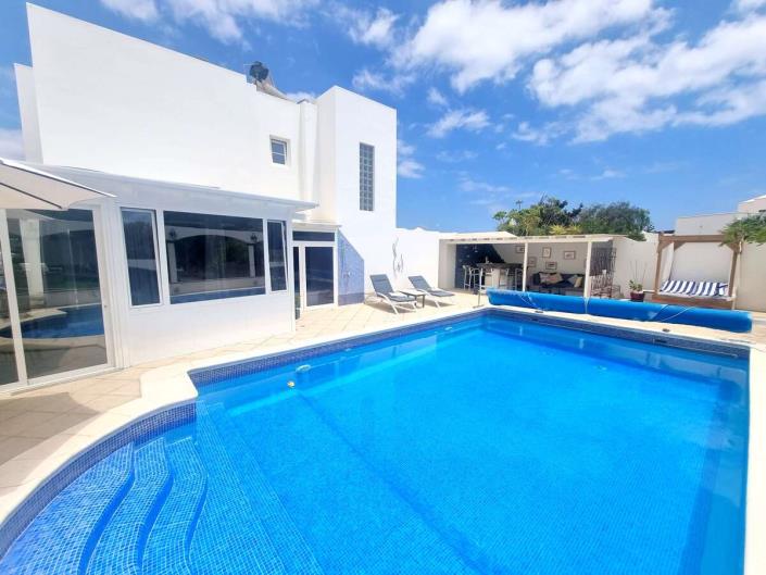 Image No.3-3 Bed Villa for sale