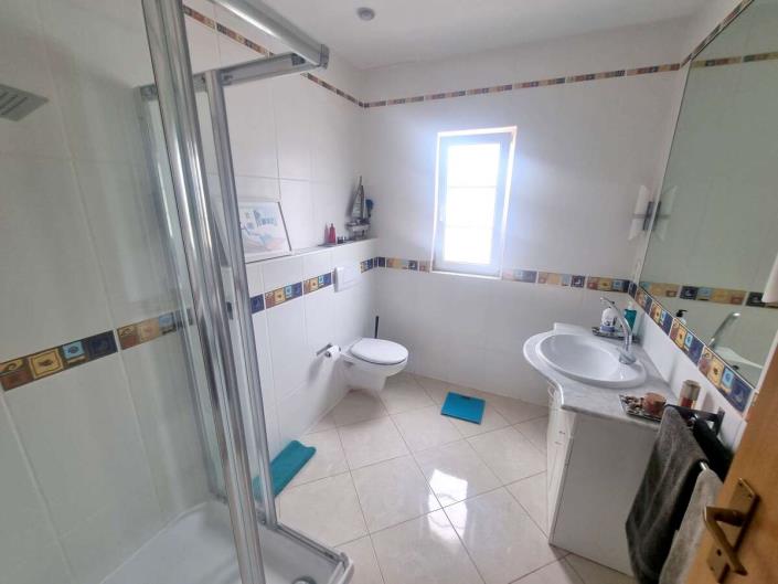 Image No.9-3 Bed Villa for sale