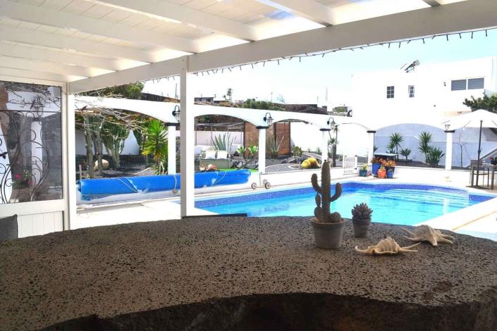 Image No.17-3 Bed Villa for sale