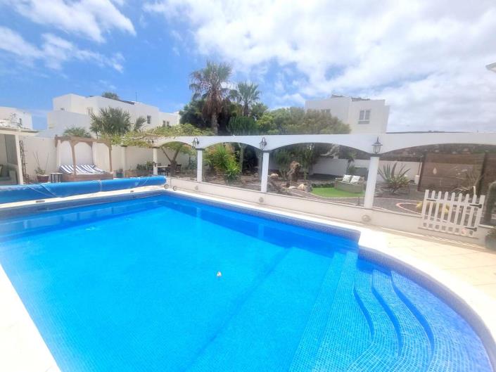 Image No.36-3 Bed Villa for sale