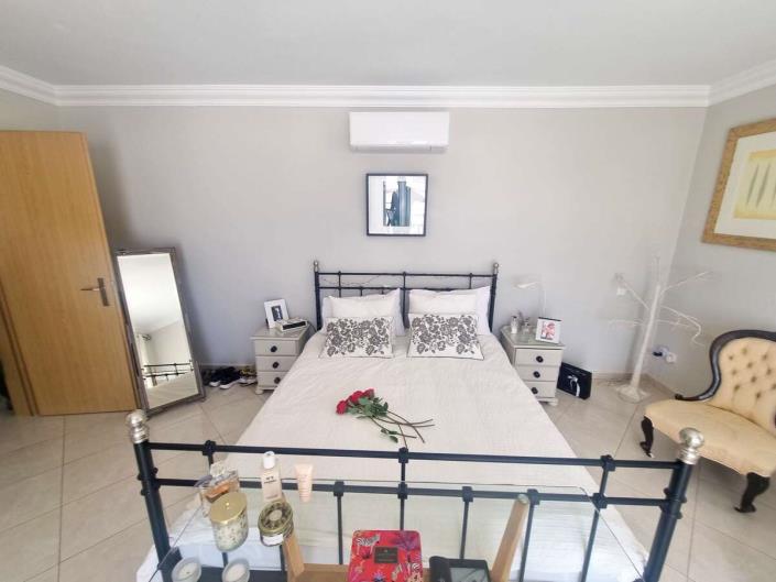 Image No.37-3 Bed Villa for sale