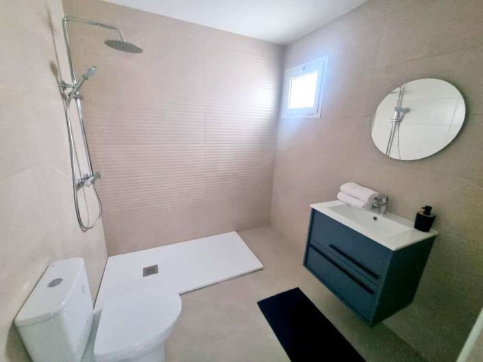 Image No.17-3 Bed Apartment for sale