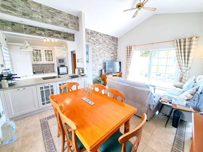 Image No.8-3 Bed Bungalow for sale