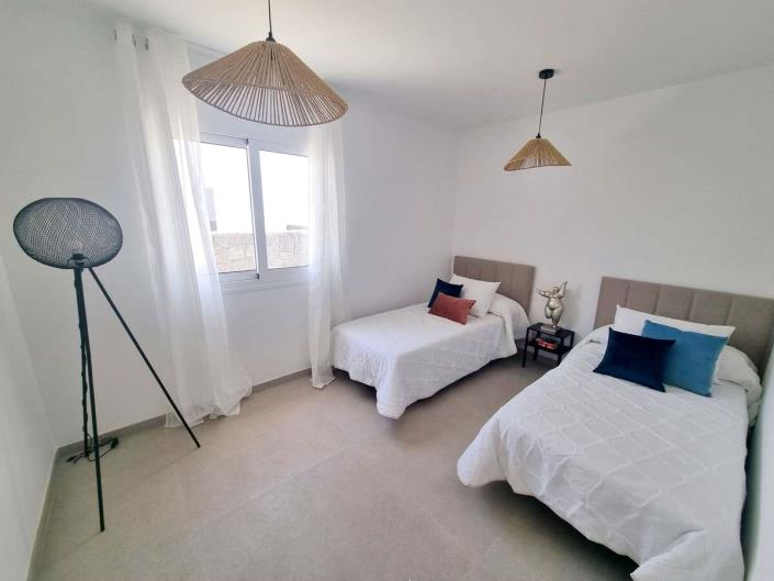 Image No.8-3 Bed Duplex for sale