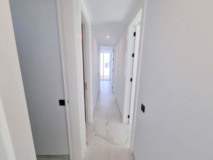 Image No.20-3 Bed Villa / Detached for sale